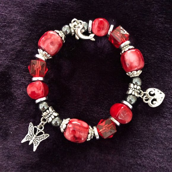 Faux Crystals & Beads Adjustable Charms Bracelet. - Picture 1 of 5